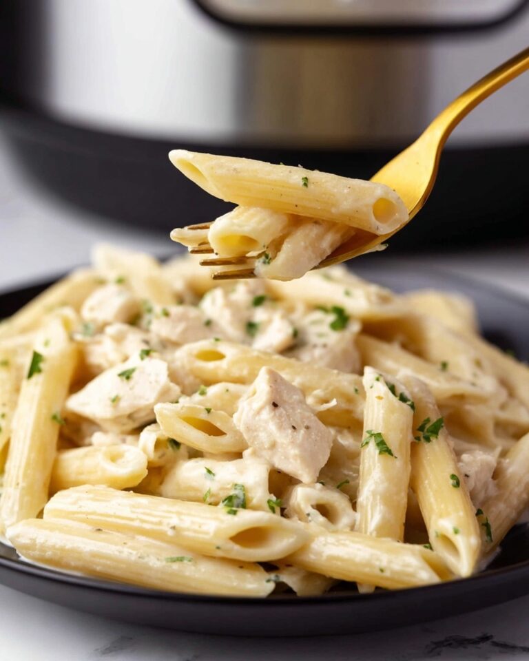 Slow Cooker Creamy Chicken and Penne Recipe
