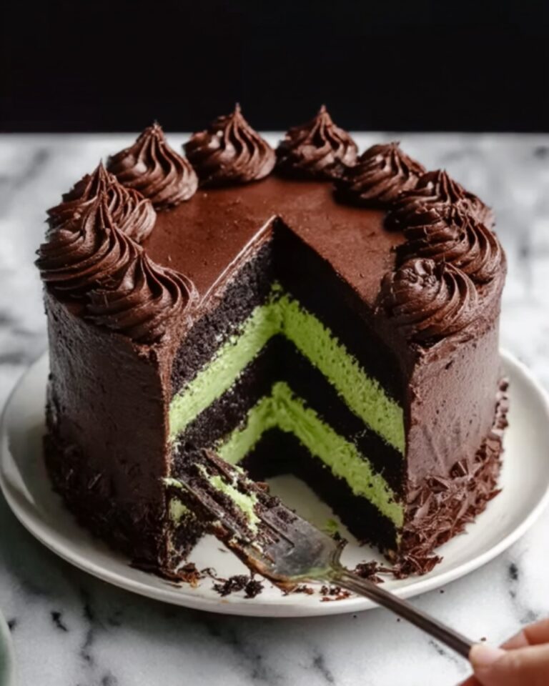 Chocolate Avocado Cake: The Ultimate Moist and Rich Dessert Recipe
