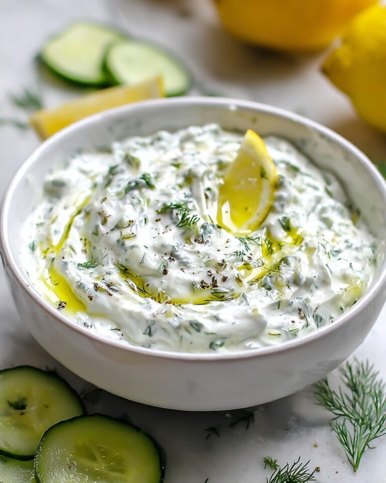 Perfect Homemade Tzatziki Sauce Recipe